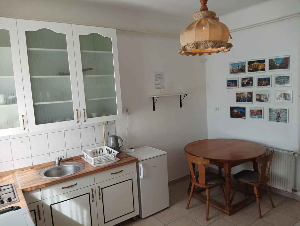 Sarahome2 Szeged Bagian luar foto