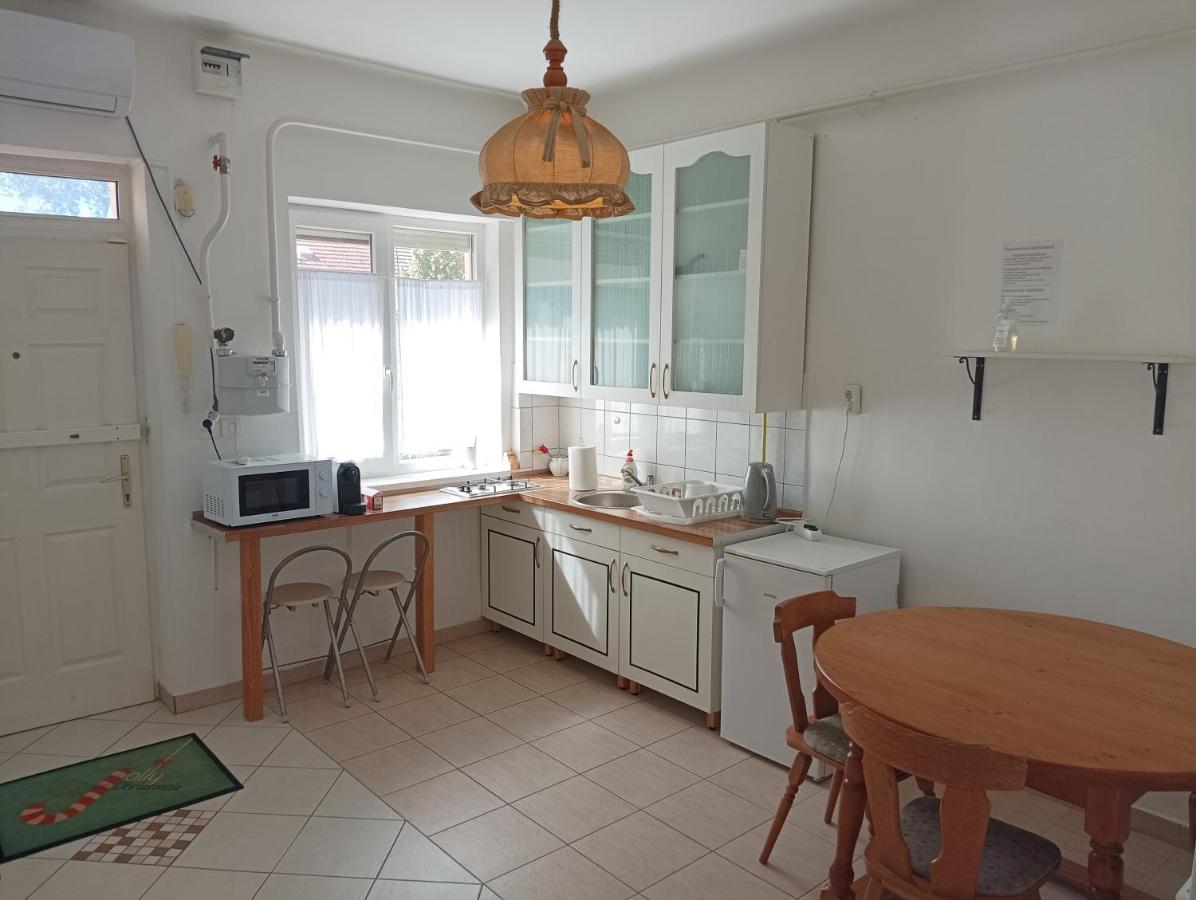 Sarahome2 Szeged Bagian luar foto